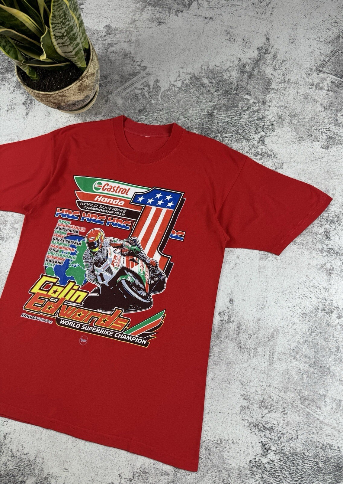 Vintage Colin Edwards Racing Honda Bike 2001 Red HRC Moto Formula 1 T Shirt Tee gallery
