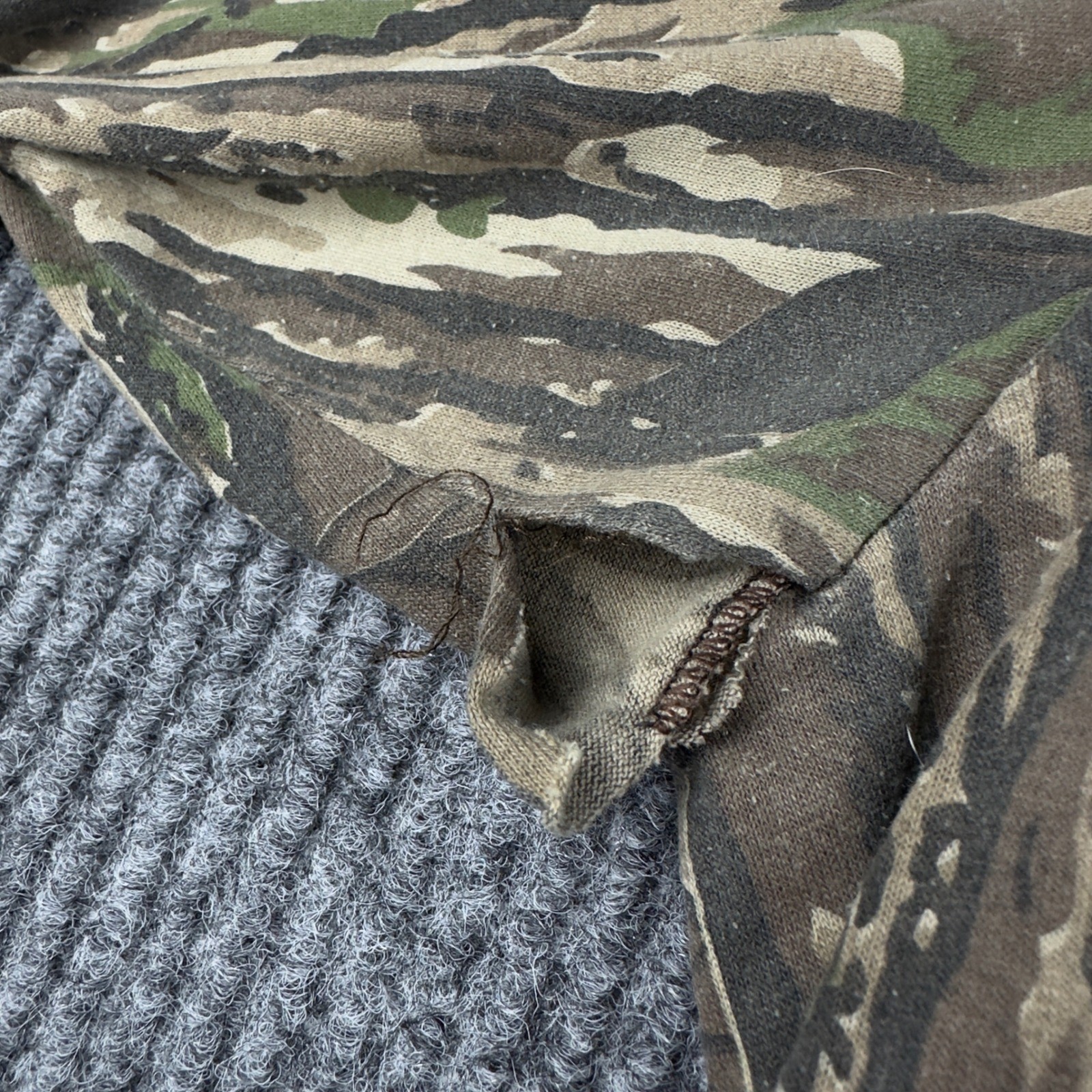 Vtg Realtree Camo Long Sleeve Pocket T-Shirt Mens Brown Bark Hunting Top Flaw gallery
