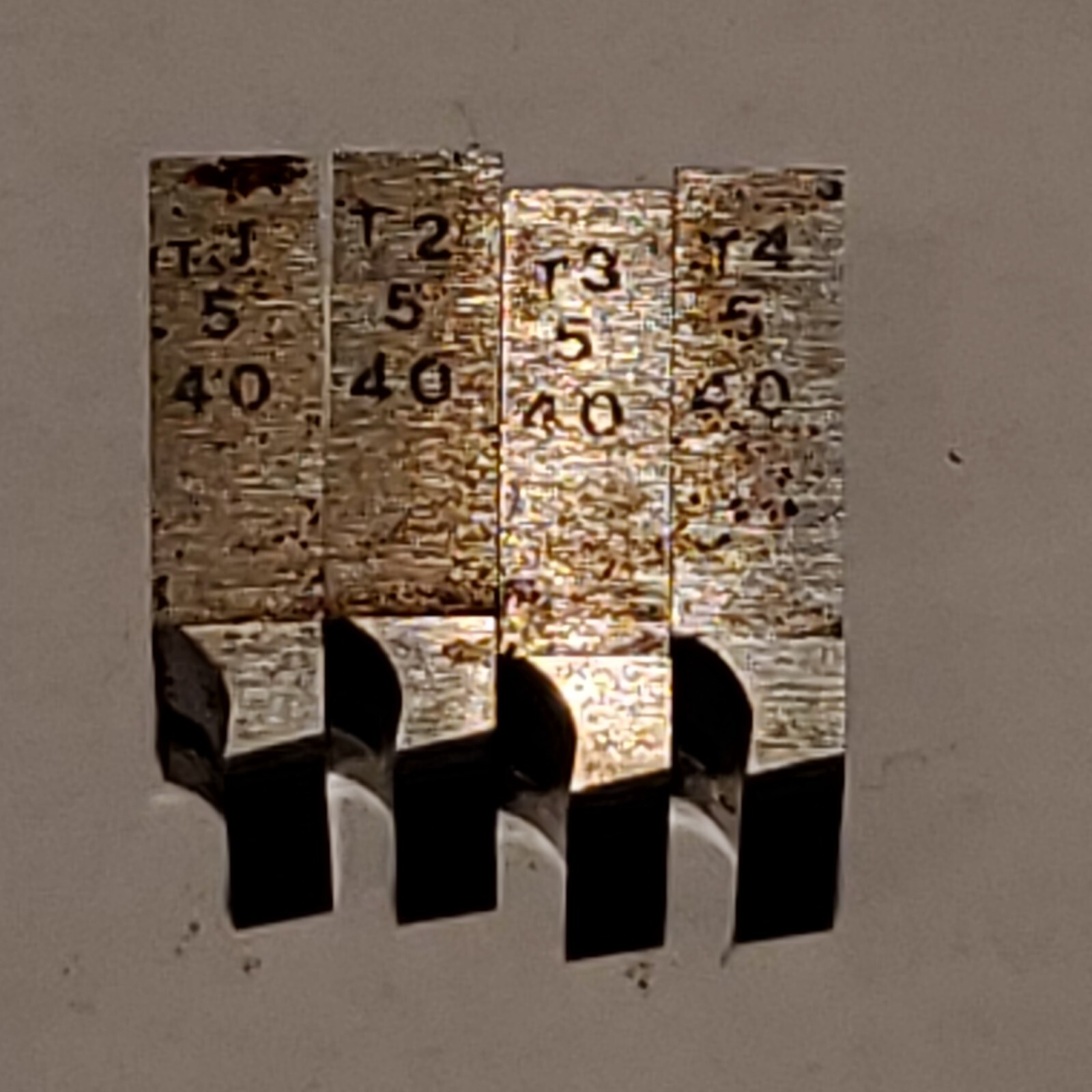 Chaser #5 x 40 Thread Size. D 5/16 Holder Size. 