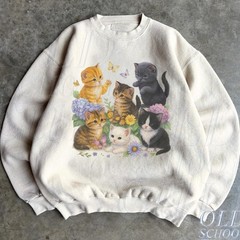 Retro Kitten Sweatshirt , 90s Vintage Cute Cats Pullover, Boho Unisex
