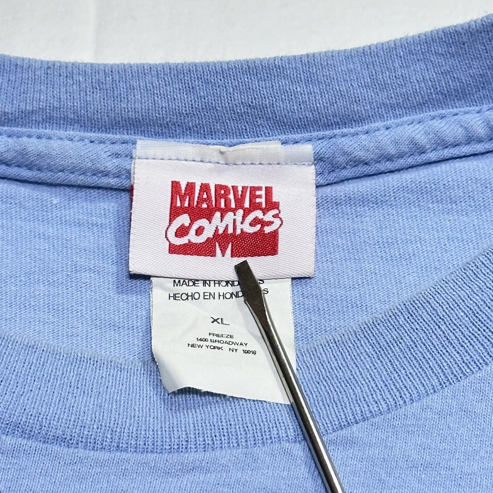 2000s 2009 Marvel Comics Captain America and Friends Spiderman T-Shirt Size XL gallery