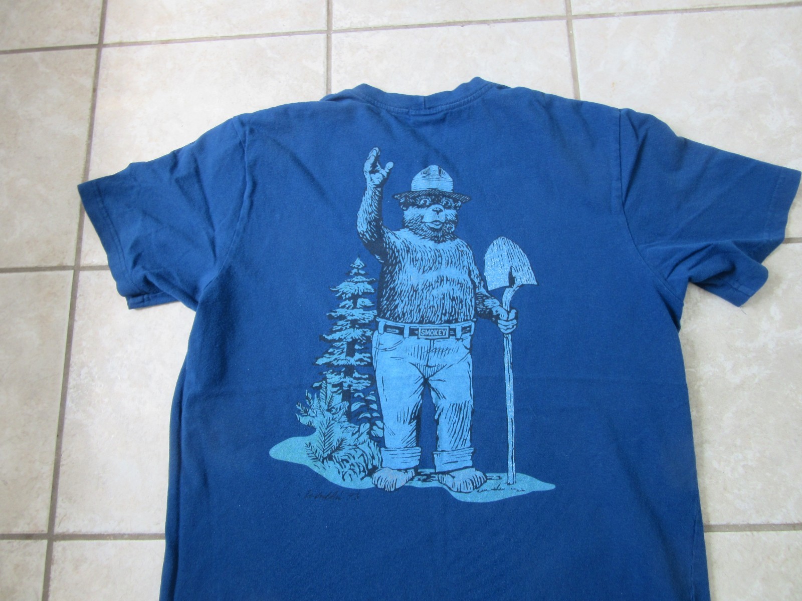 Filson Smokey the Bear T Shirt Front & Back / Made in USA Men's Sz L gallery