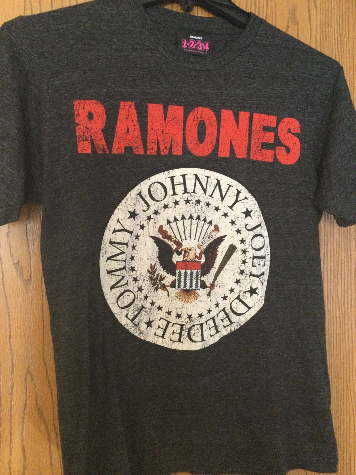 Ramones – Black Shirt. Ramones 1-2-3-4.