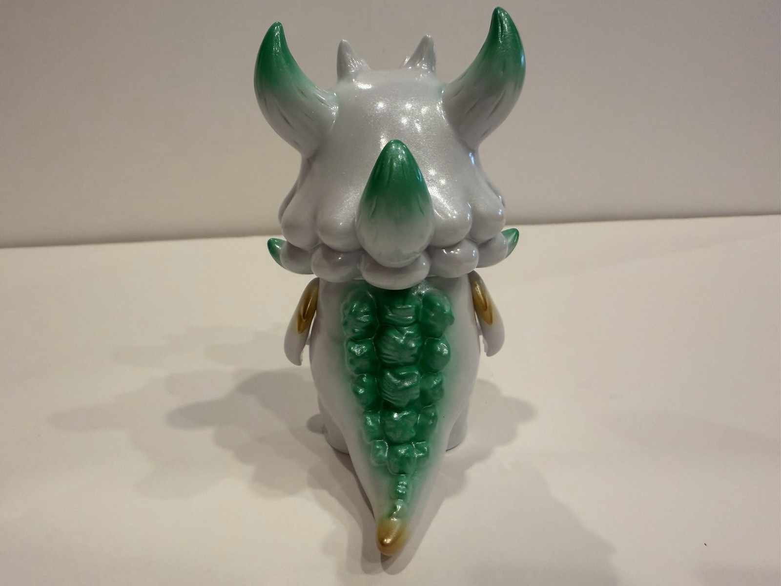 Rangeas Jr  by T9G – White / Gold/ Green – With Header
