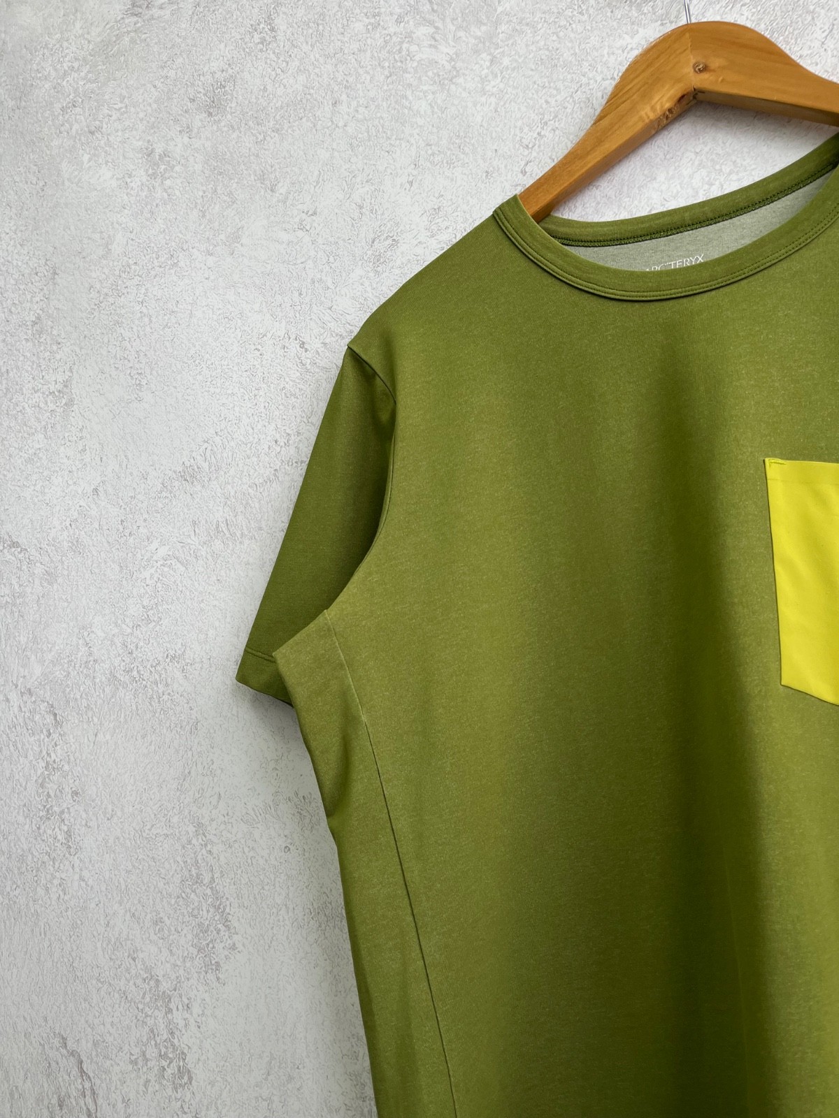 Arcteryx Men T-Shirt gallery