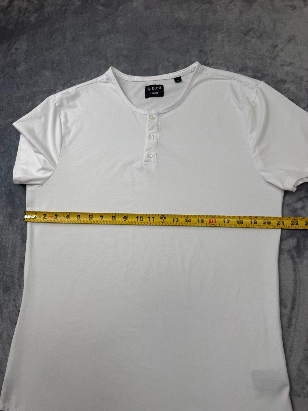 Cuts Clothing Elongated Henley T-Shirt Men's XXl White gallery