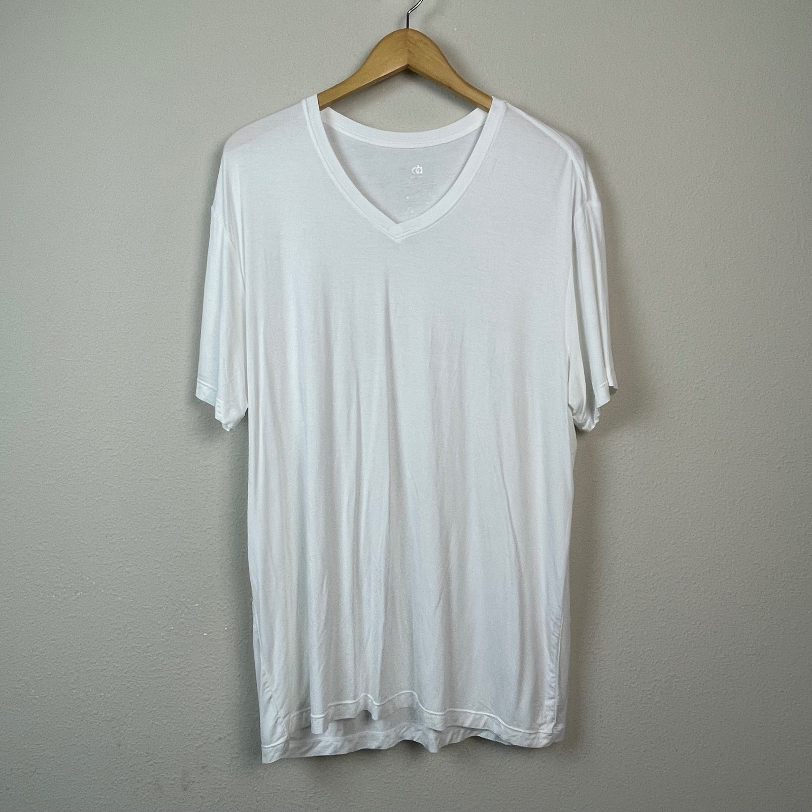 David Archy V-Neck Undershirt Mens XL White Gray Bamboo Rayon 2 Pack Soft Basic gallery