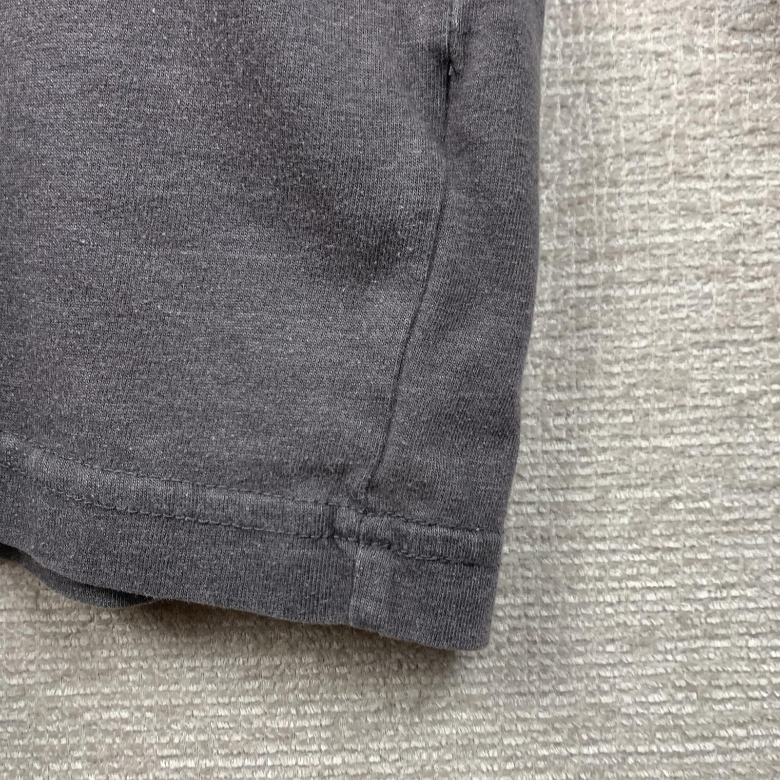 Croft & Barrow Henley Shirt Men Large Gray Long Sleeve Easy Care Soft Casual Son gallery