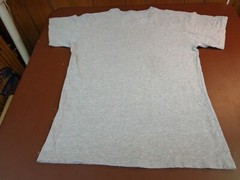 YETI Wildly Stronger Keep Ice Longer T-Shirt Gray Medium Short Sleeve Cooler E0
