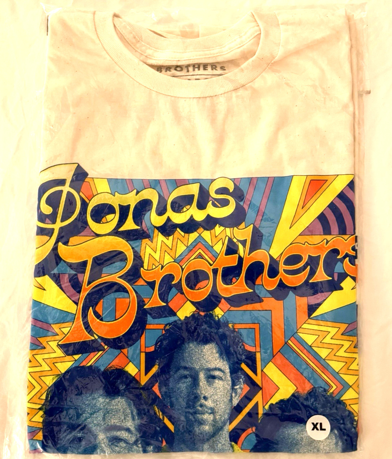 Rare Jonas Brothers Tour 2023 San Diego Viejas Concert Fan TShirt New/Bag Sze XL gallery