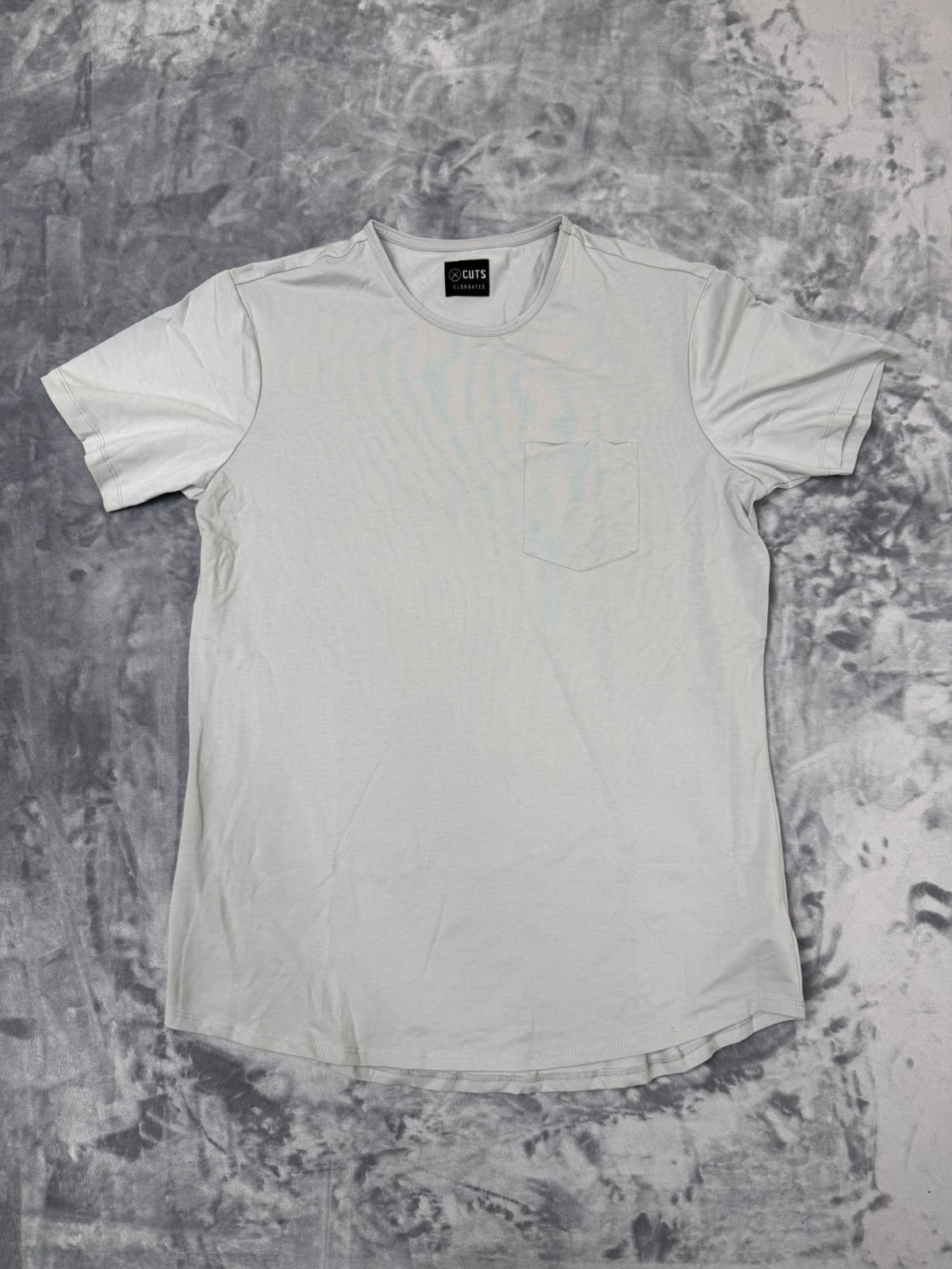 CUTS Clothing Men's Elongated Crew Neck T-Shirt With Pocket NWOT gallery