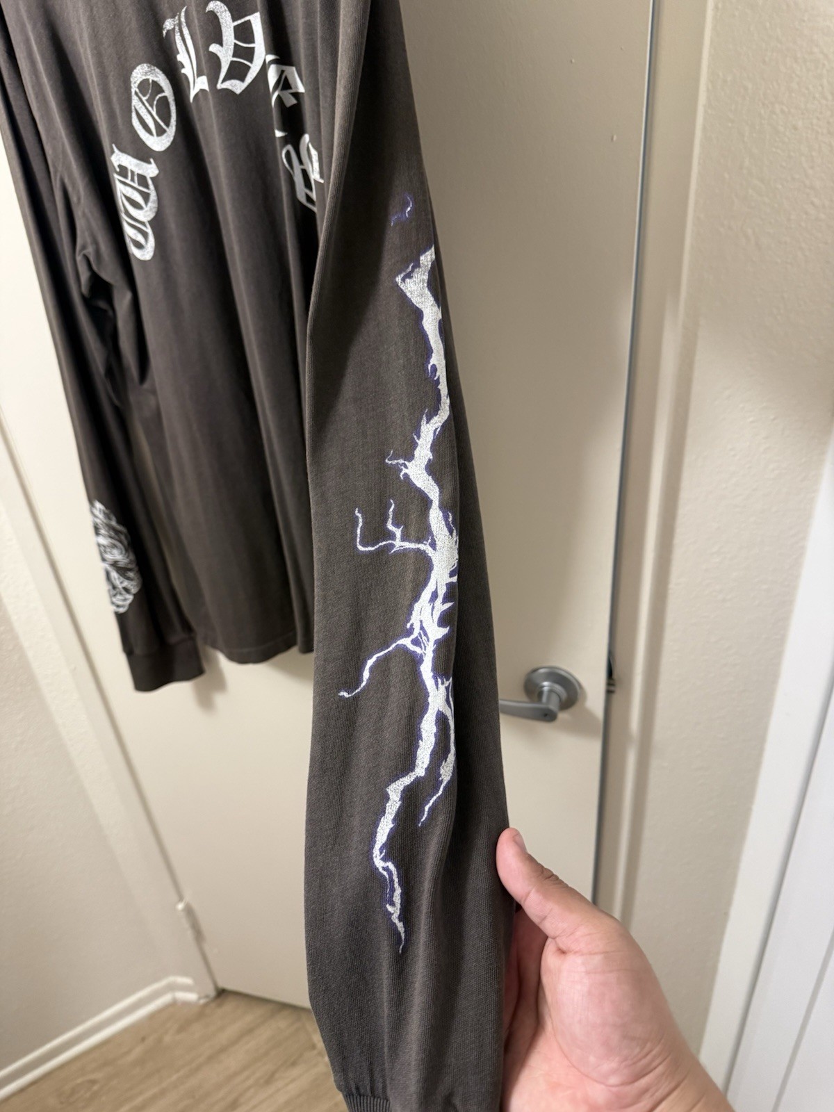 Darc Sport Wolves Long Sleeve Large gallery
