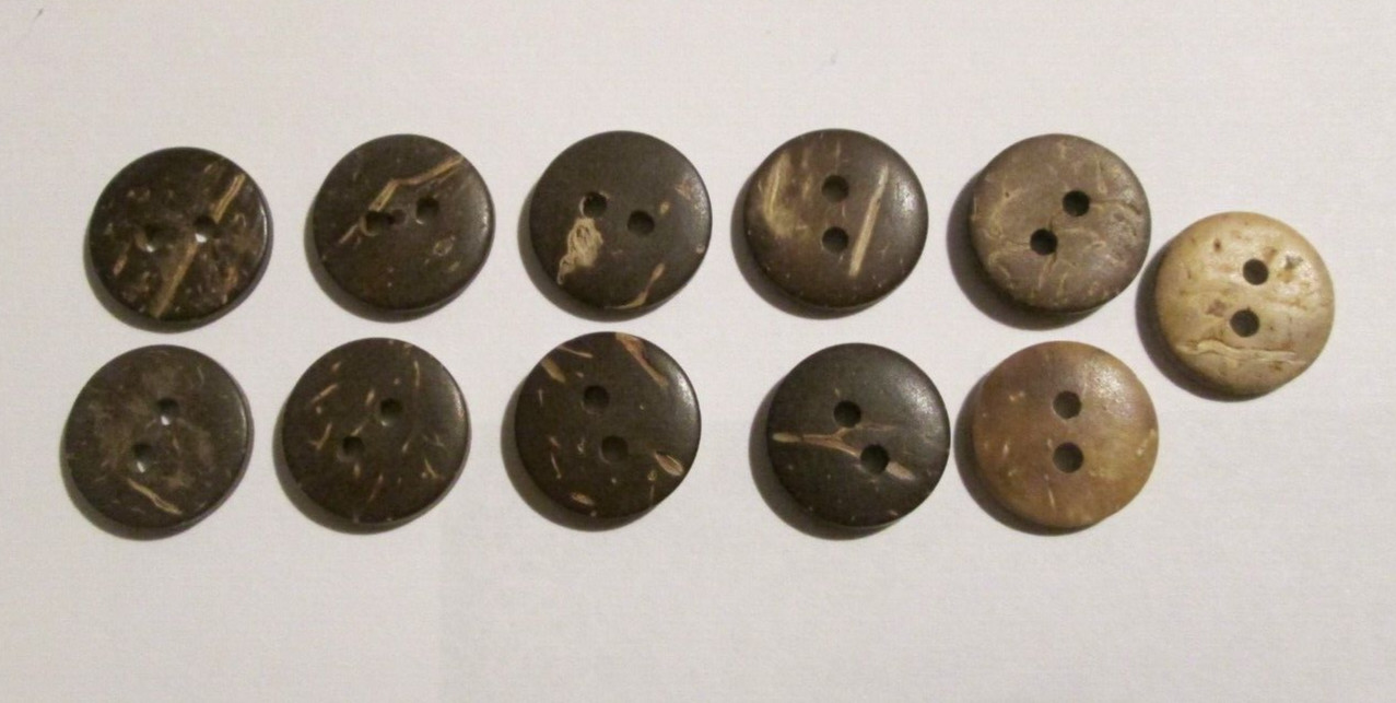 11/pcs Buttons medium size D=5/8″ (15mm) 2 holes Brown color Imitation wood