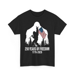Bigfoot Sasquatch Flag 250 Years 1776-2026 250th Anniversary Patriotic T-Shirt