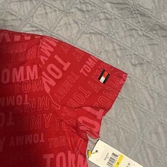Tommy Hilfiger Men’s All Over Print Tee – Red