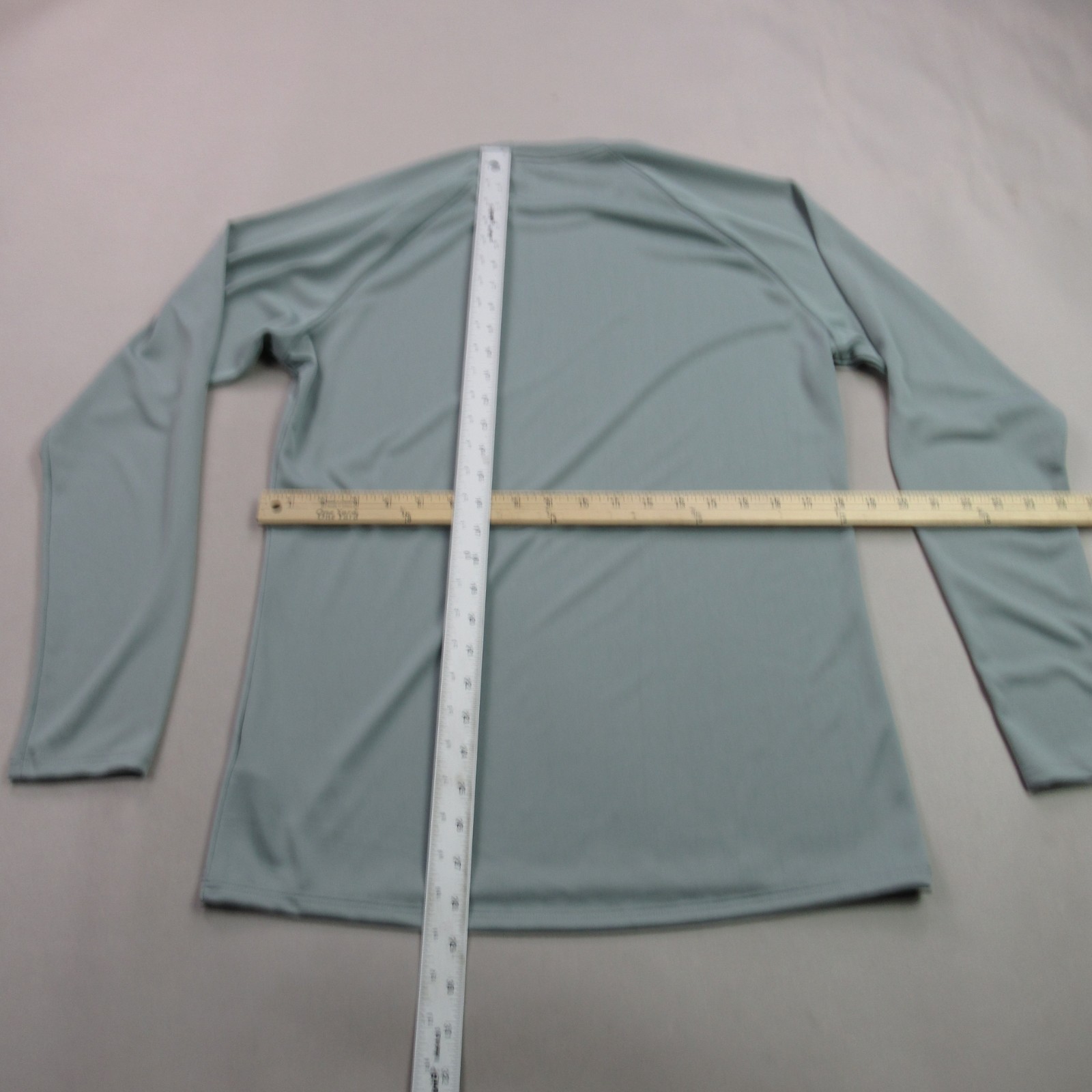 Patagonia Shirt Mens Medium Long Sleeve Crew Neck Outdoor Lightweight Green gallery