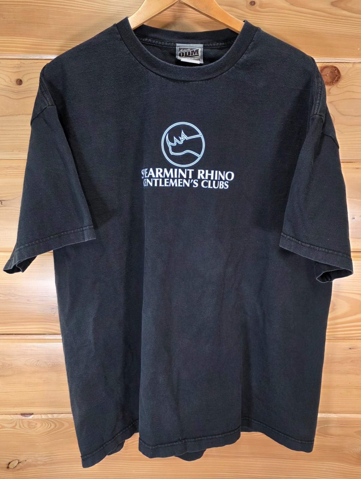 VTG Spearmint Rhino Strip Club T-Shirt Men 2XL Rhino Money Stripper Fade Y2K gallery