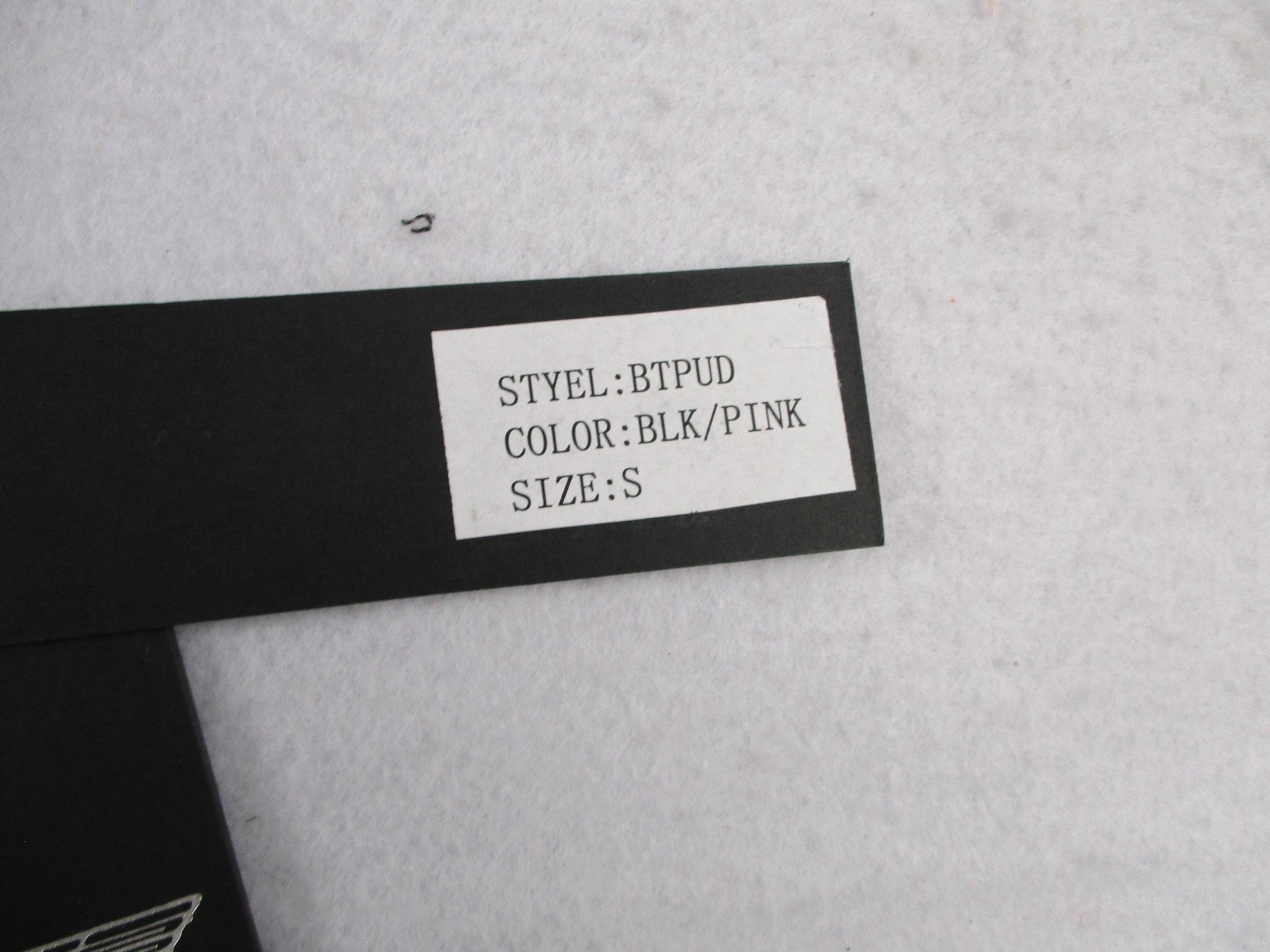BOY London Shirt MenS Small Black Pink Logo Graphic T-Shirt Crewneck 1299-1301 gallery
