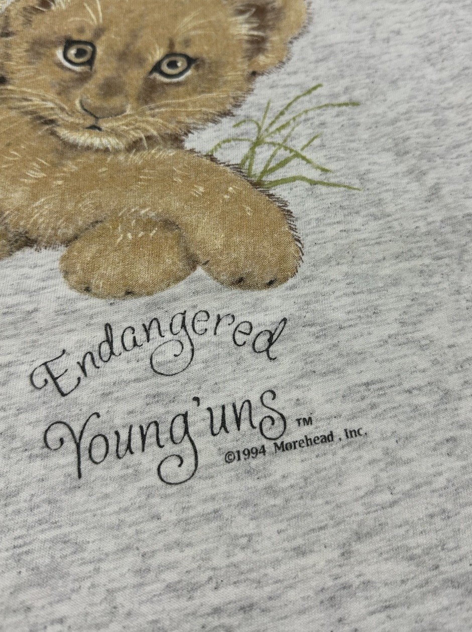 Vintage Endangered Young’uns Lion Cubs Nature Art T-Shirt Osfa 1994 90s Animal gallery