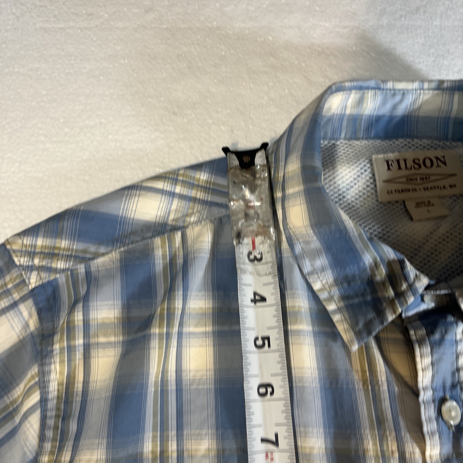 Mens FILSON Blue Plaid Short Sleeve Vented Button Shirt Large gallery