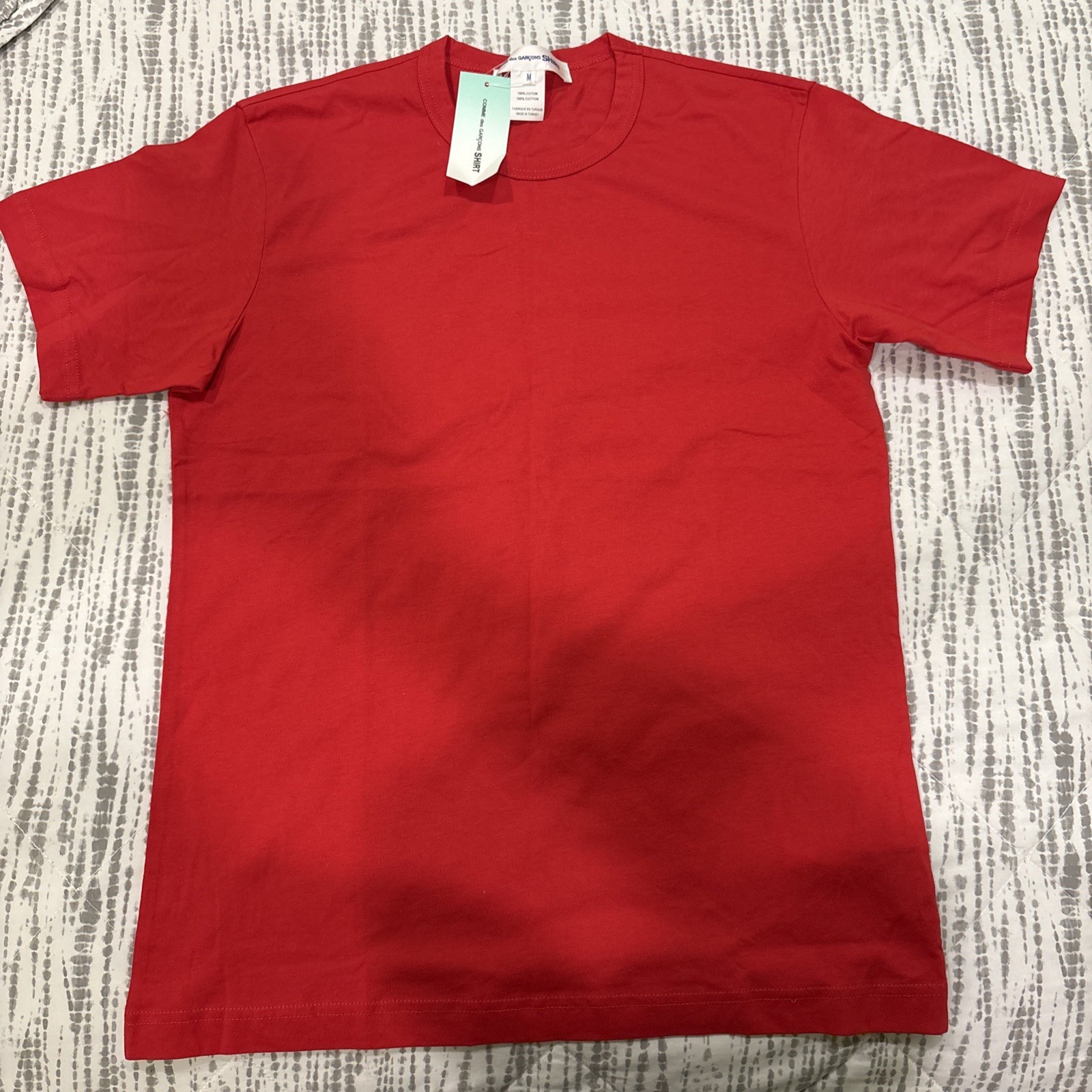 Comme des Garçons SHIRT Red T-Shirt Size M 100% Cotton Made in Turkey New w/ Tag