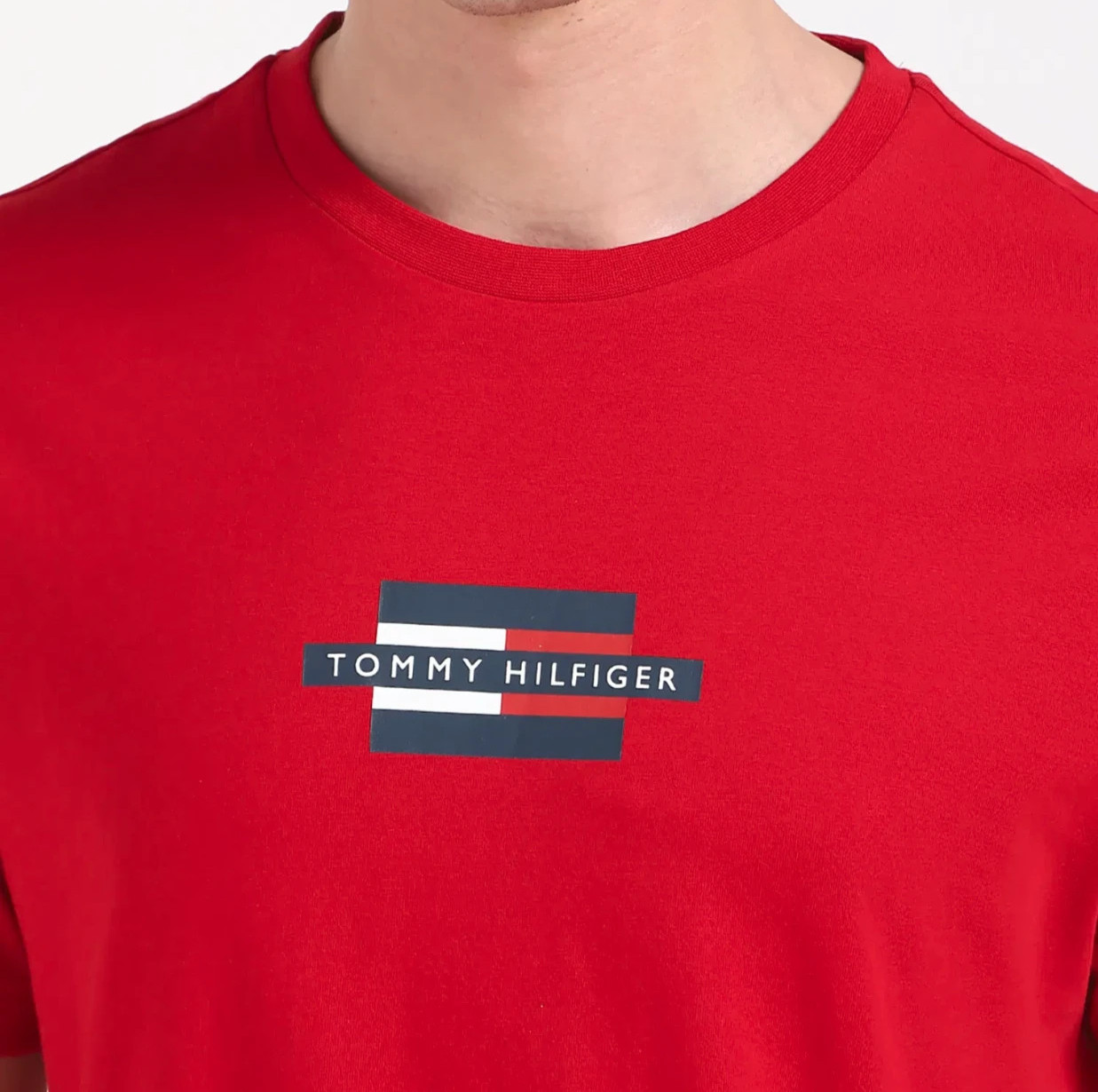 Tommy Hilfiger Men's Medium Red Flag Logo Box T Shirt (MW38636-601) Size XXL gallery
