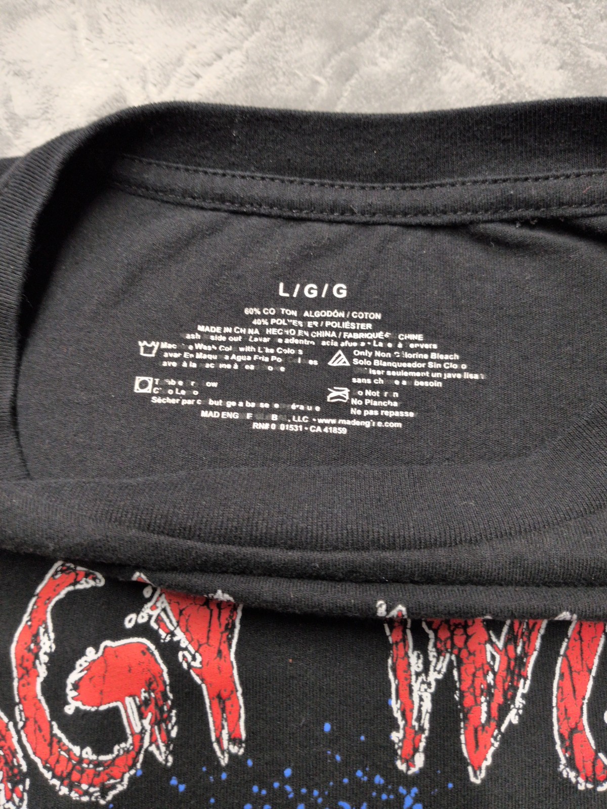 Poppy Playtime Huggy Wuggy Black Unisex T-Shirt Size L/G/G | IT’S TIME TO PLAY gallery