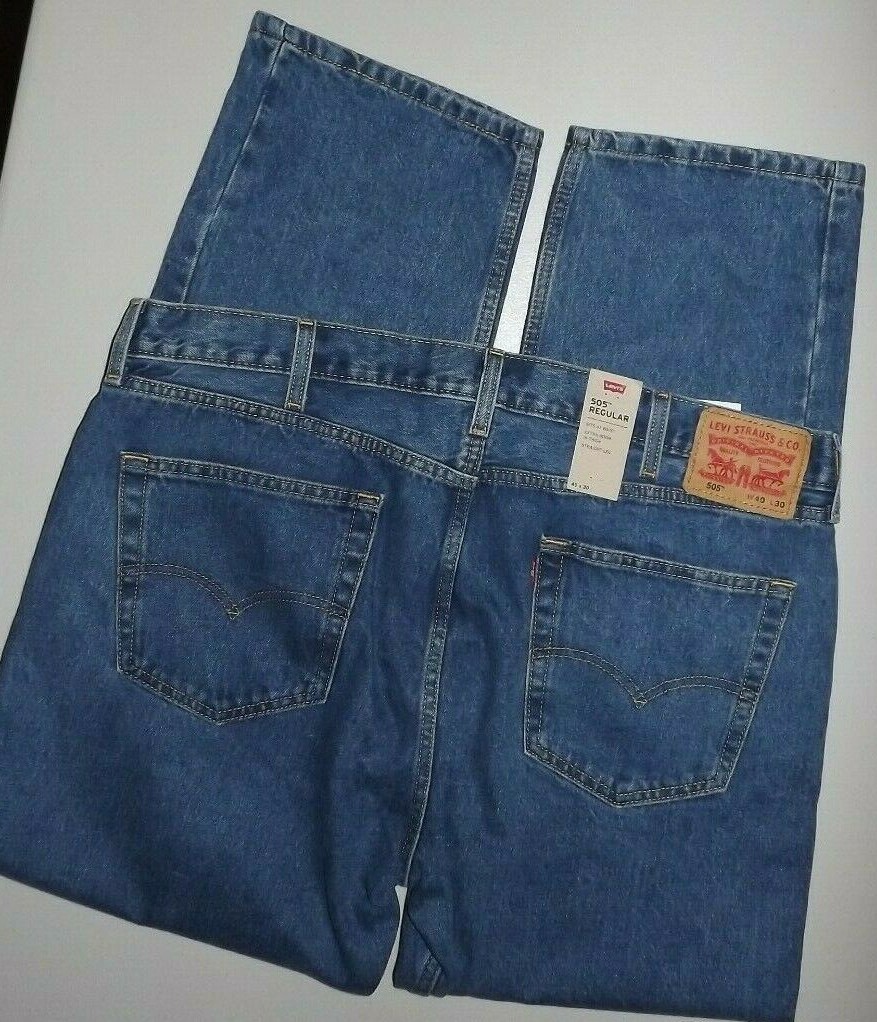 NEW WITH TAGS MENS LEVI STRAUSS 5O5 REGULAR JEANS  40 X 30   M564