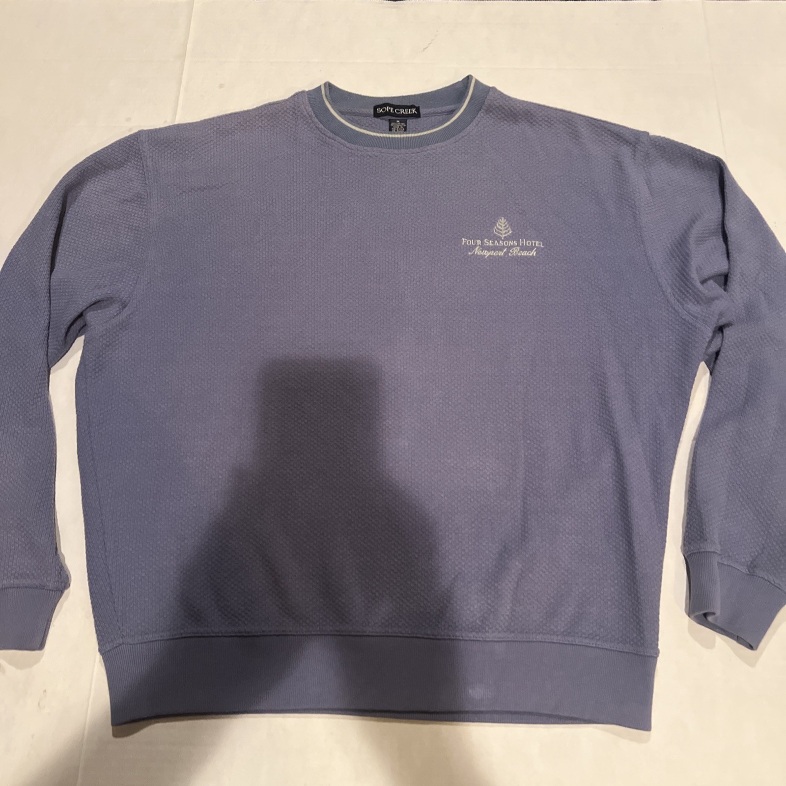 Four Seasons Hotel & Resort Newport Beach Logo Sweatshirt Adult Medium Vintage gallery