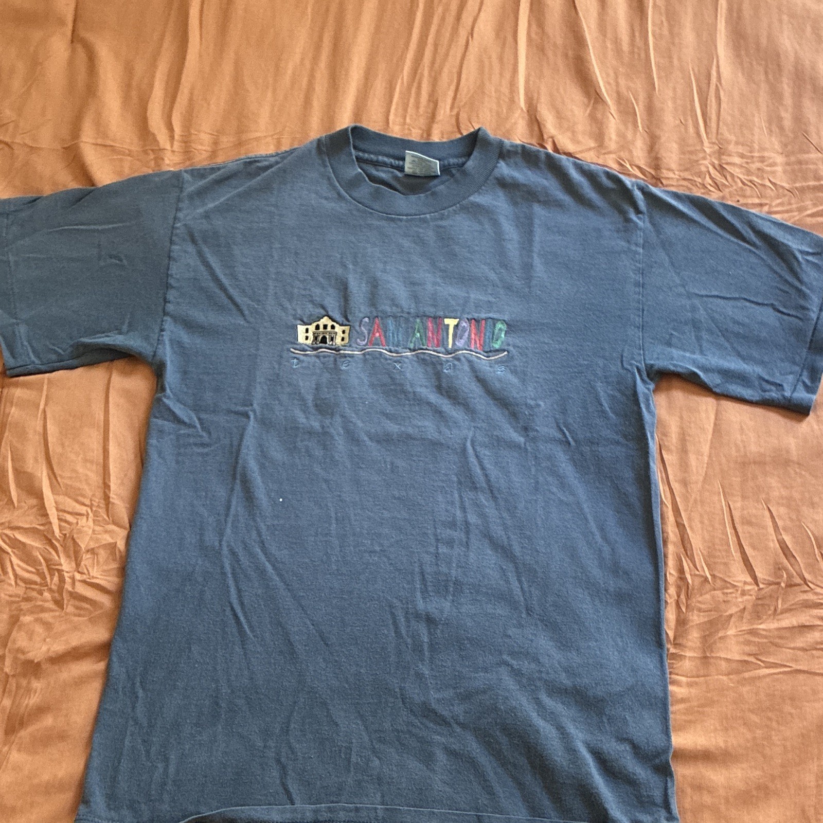 VTG San Antonio Texas Embroidered Logo Tee Shirt M gallery