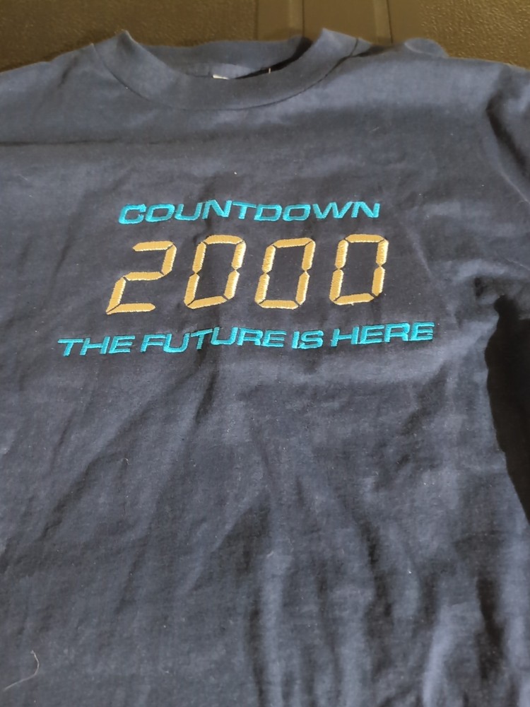 Lofteez Black Pre-Shrunk Embroidered Y2K Countdown 2000 T-Shirt Men’s XL New