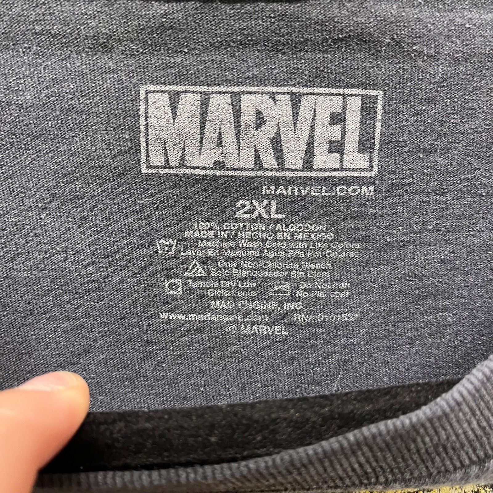 Marvel Shirt Mens 2XL Black Spiderman Daredevil Punisher Comic Book Graphic gallery