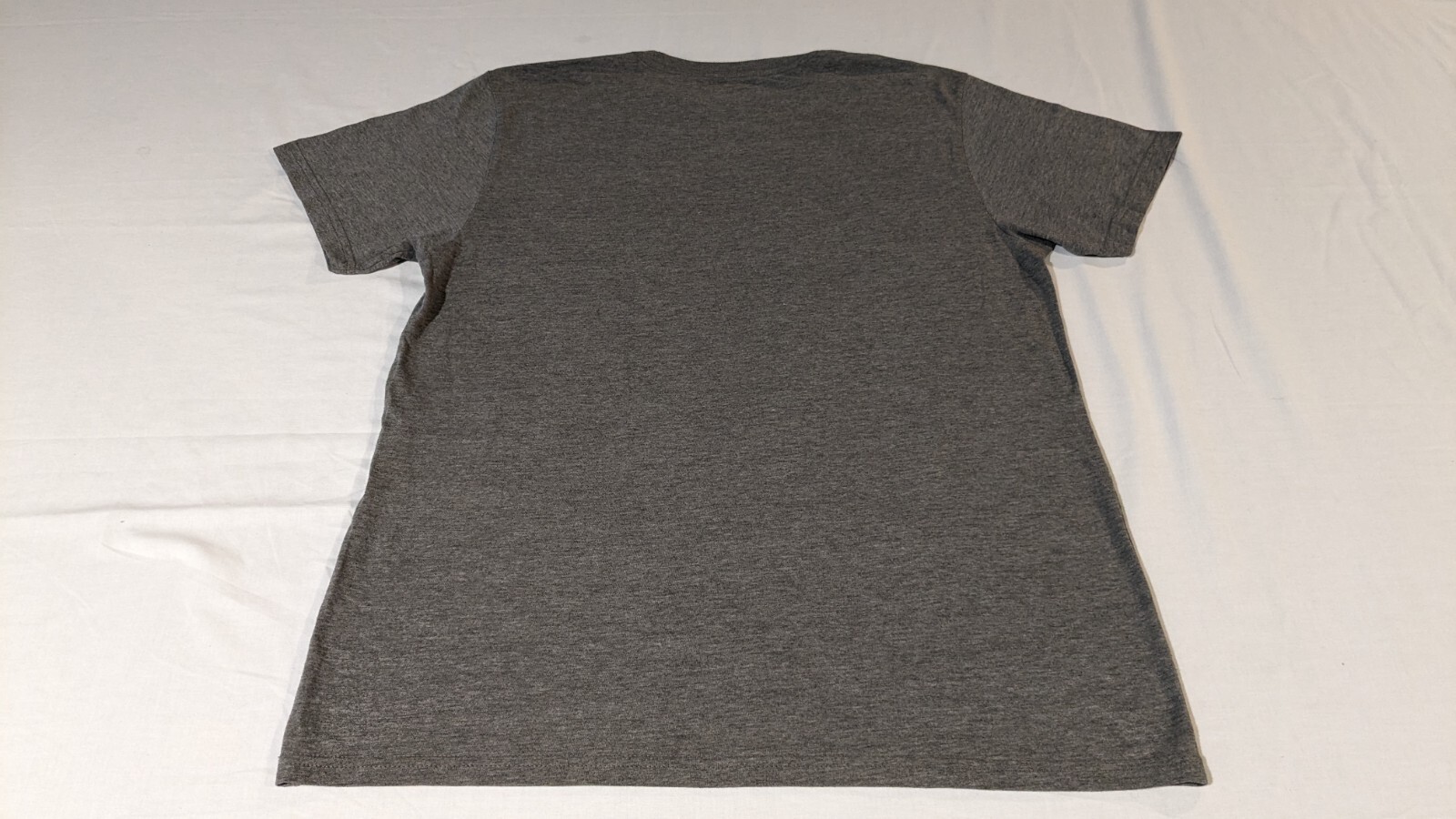 Billabong Tailored Fit Large Gray graphic t-shirt Surf Skate 50% cotton 50% poly gallery