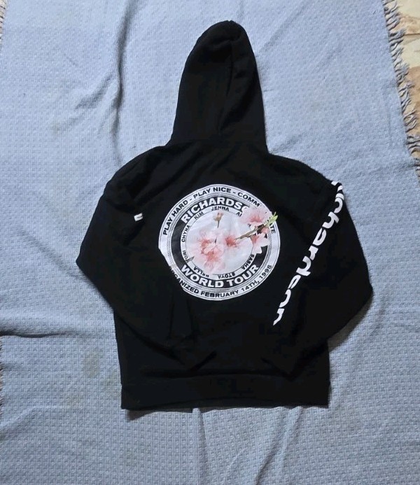 Richardson Cherry Blossom Season With Graphic Capsule Collection Mes Size Small gallery