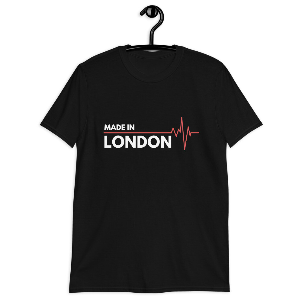 Made In London UK United Kingdom Place Of Birth Classic Fit T-Shirt gallery