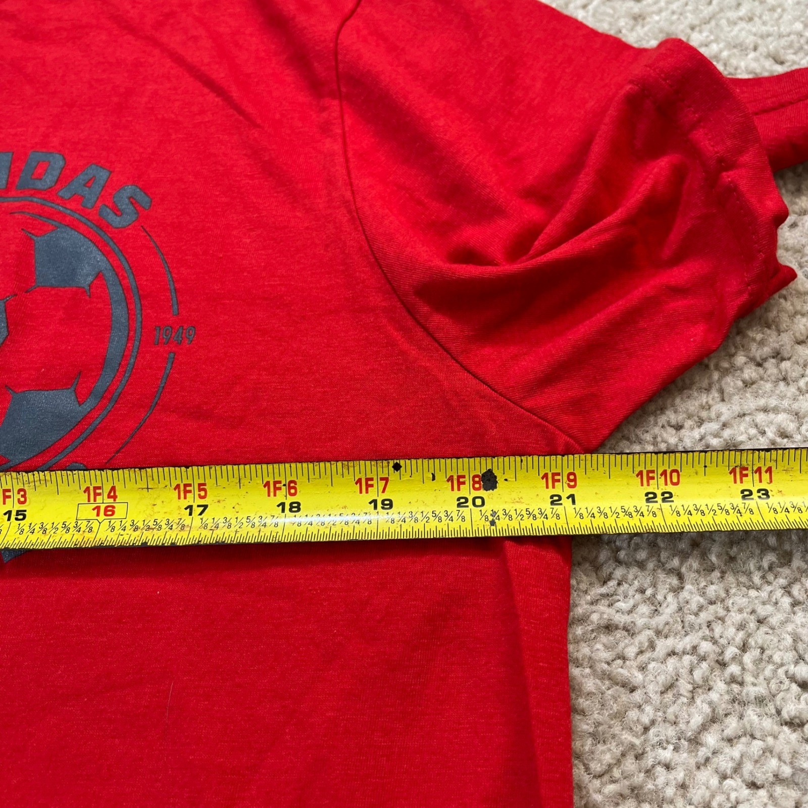 Adidas Soccer The Go-To Performance Tee Mens Large Red Climalite Graphic T-Shirt gallery