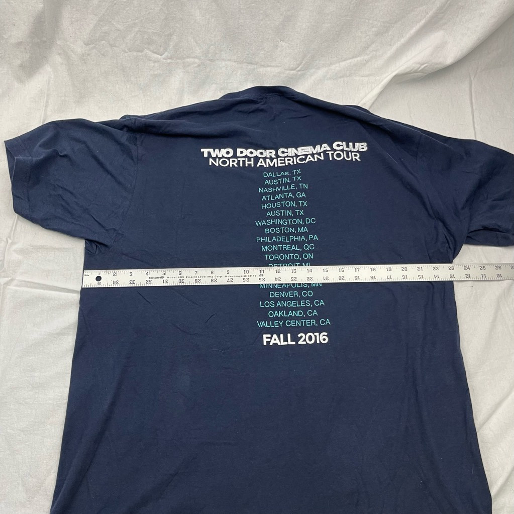 Tultex Mens Graphic T-Shirt Two Door Cinema Club Crew Neck Sportswear XL New gallery