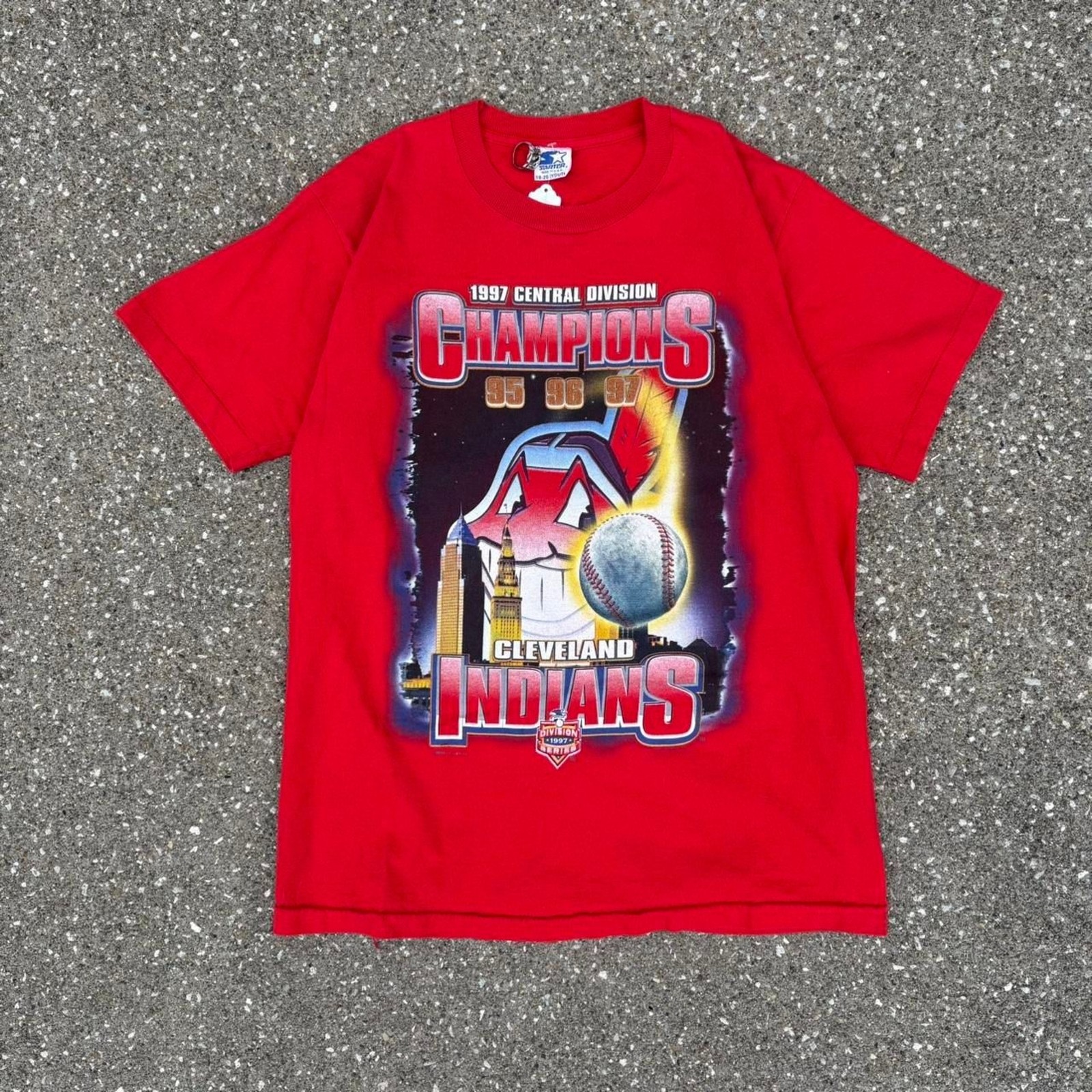 Vintage 1997 Red Starter MLB Cleveland Indians Central Division Champions Tee