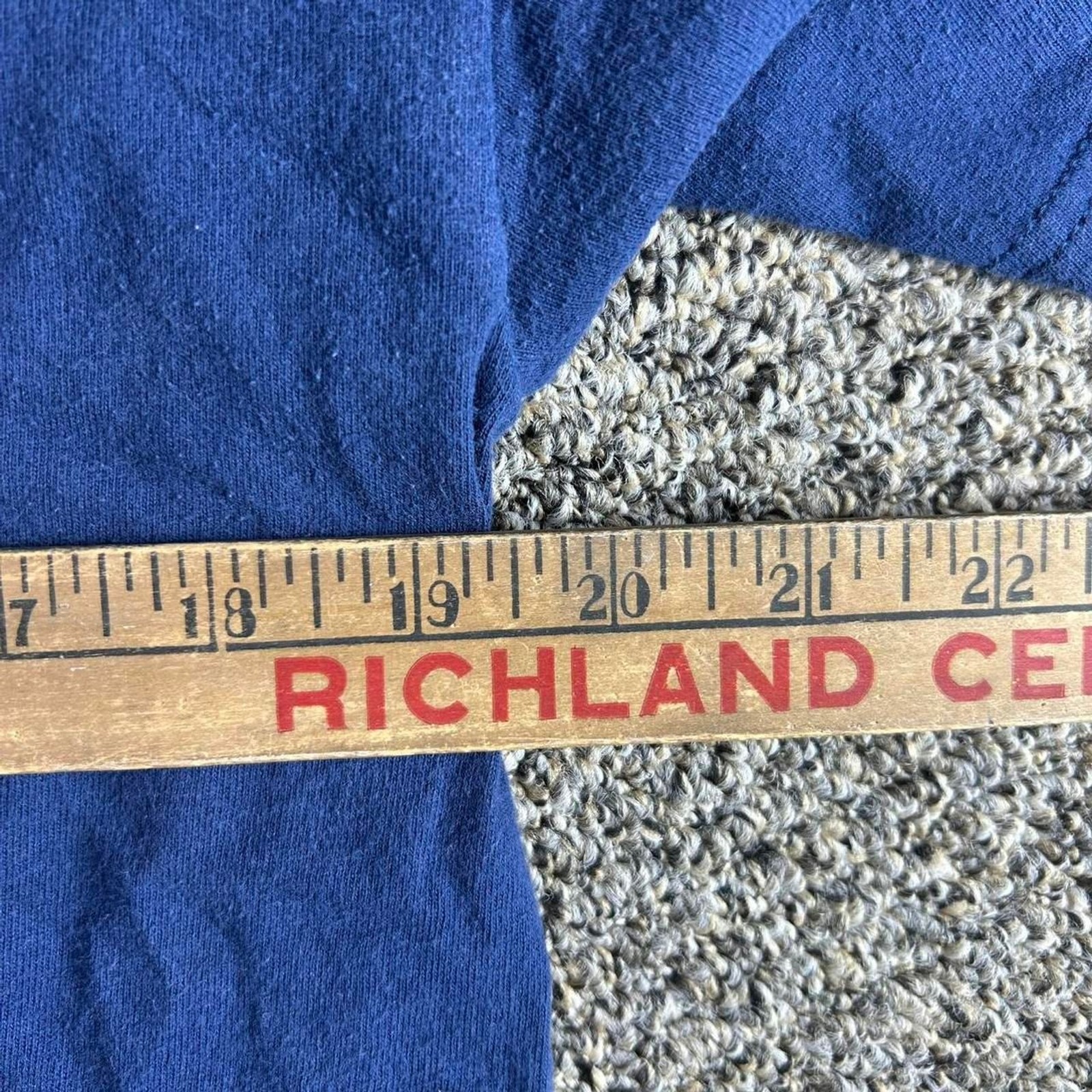 Unbranded Men's Blue and Navy T-shirt gallery