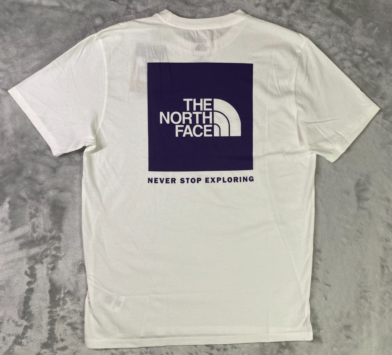 The North Face Box NSE T Shirt Mens M White Short Sleeve Graphic NWT Tee Logo