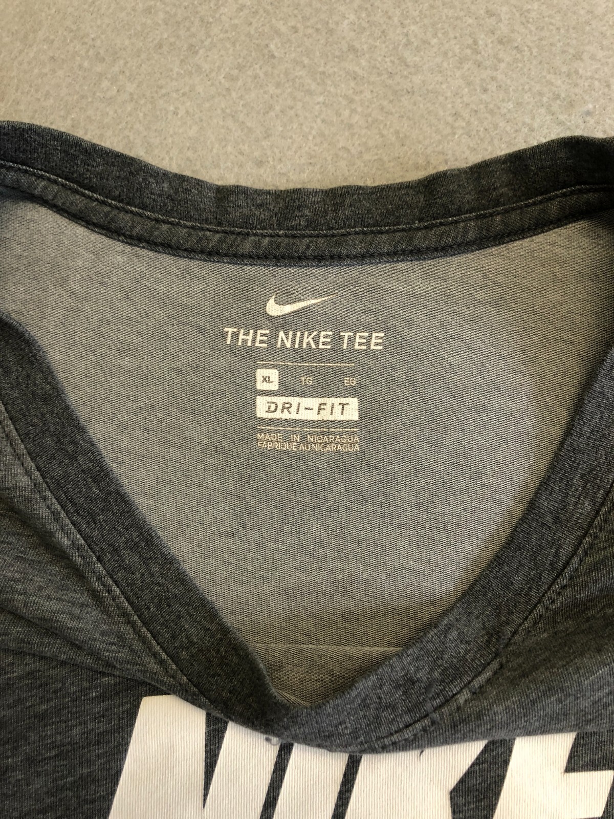Nike T-Shirt Men's Extra Large Dri-Fit Swoosh Logo Gray Activewear Casual Tee gallery