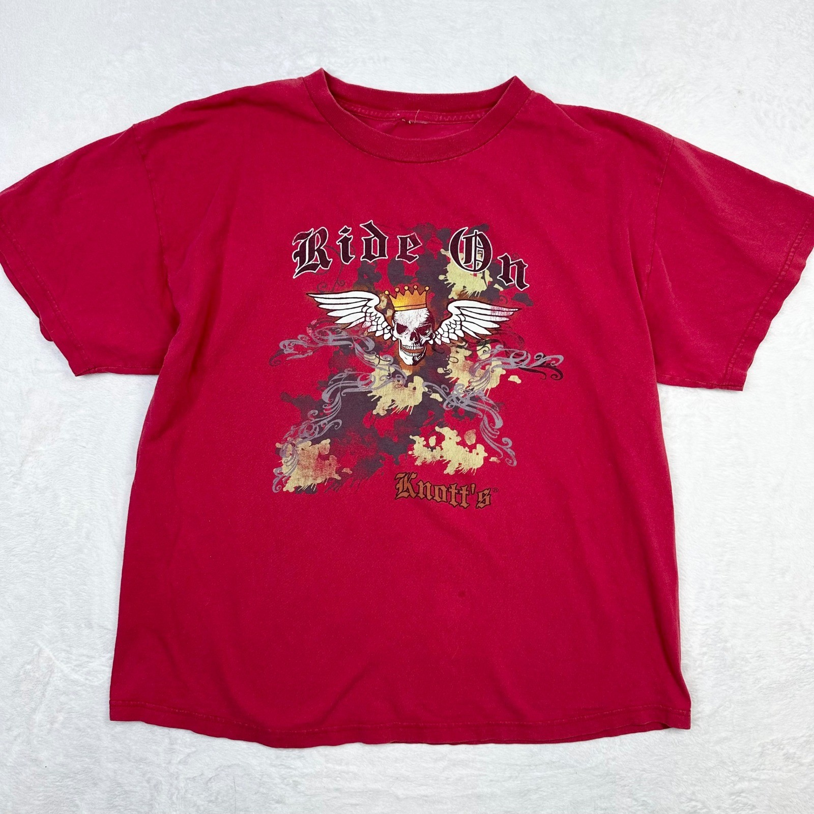 Knott’s Berry Farm Shirt Adult Medium Red On Skull Graphic Theme Park Souvenir