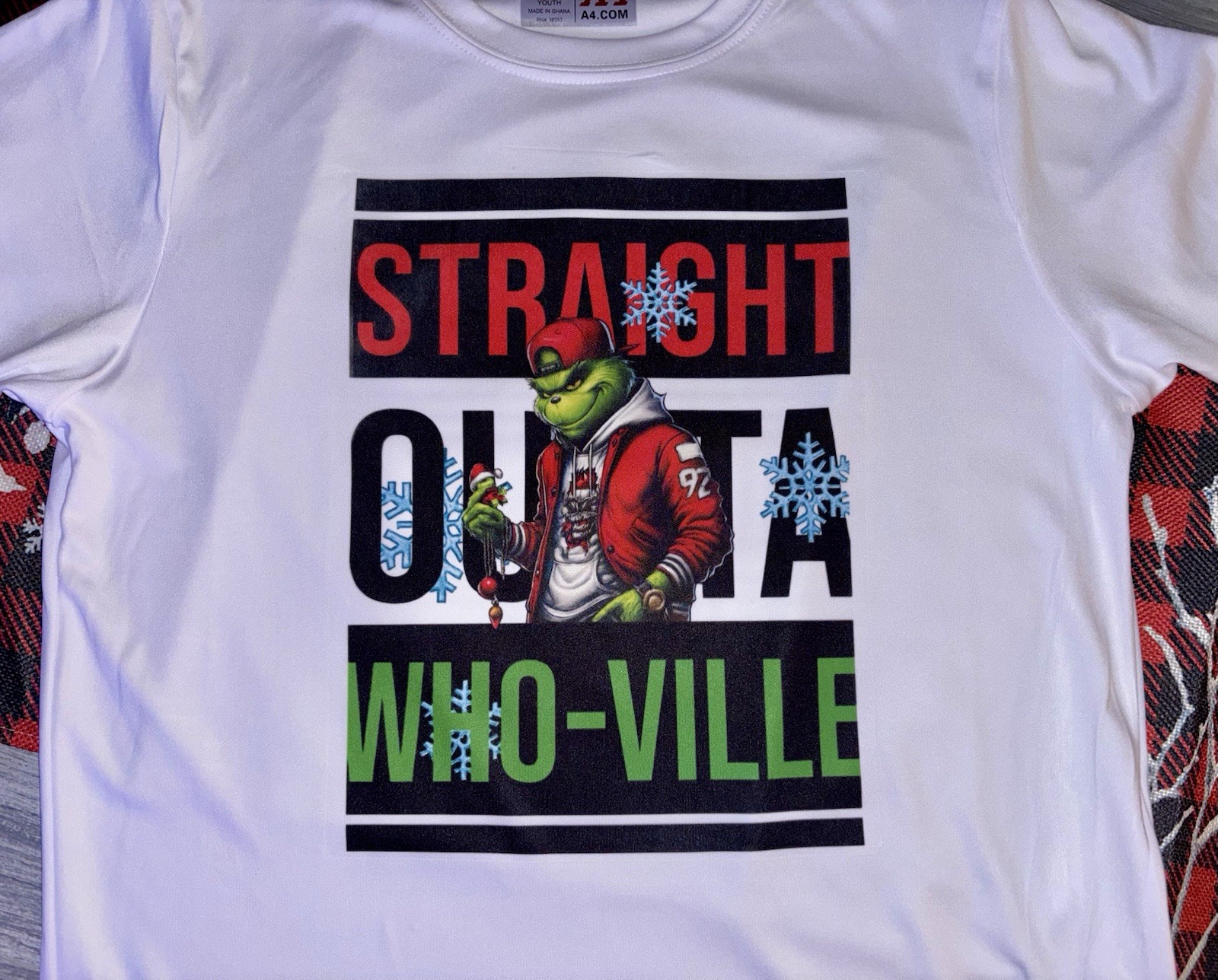 A4 youth Med Grinch Dr. Seuss Whoville Graphic T-Shirt White Short Sleeve gallery