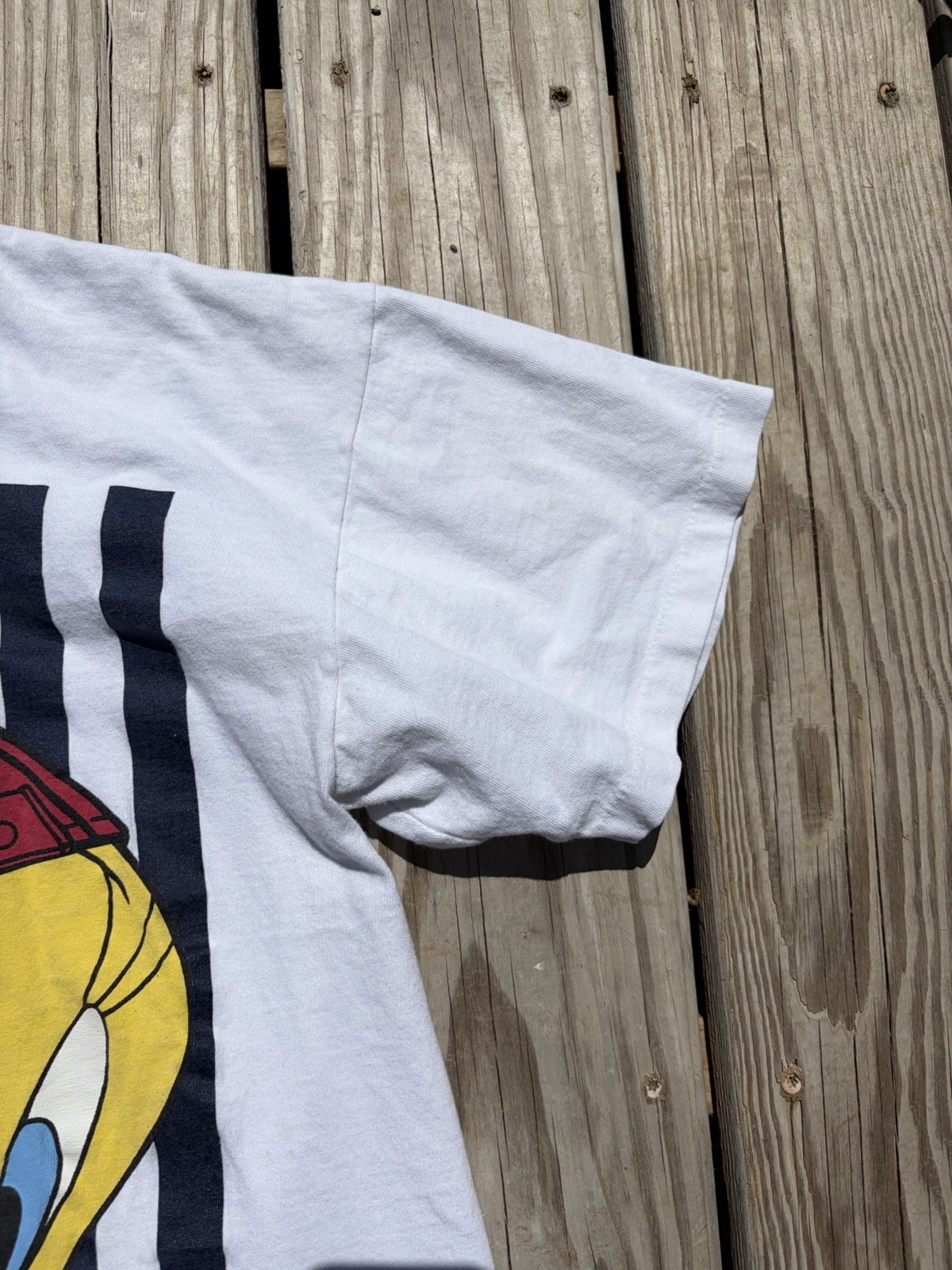 Vintage 90s Looney Tunes Tweety Gym Cartoon T-Shirt OSFA L XL Single Stitch Flaw gallery