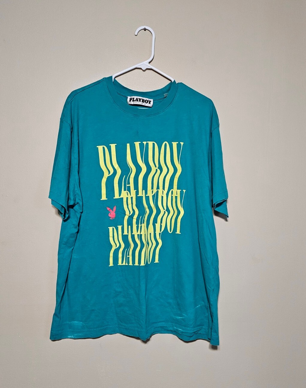 Vintage Playboy Pacsun Heat Wave T Shirt Wavy Print Spell Out Size XL Adult gallery