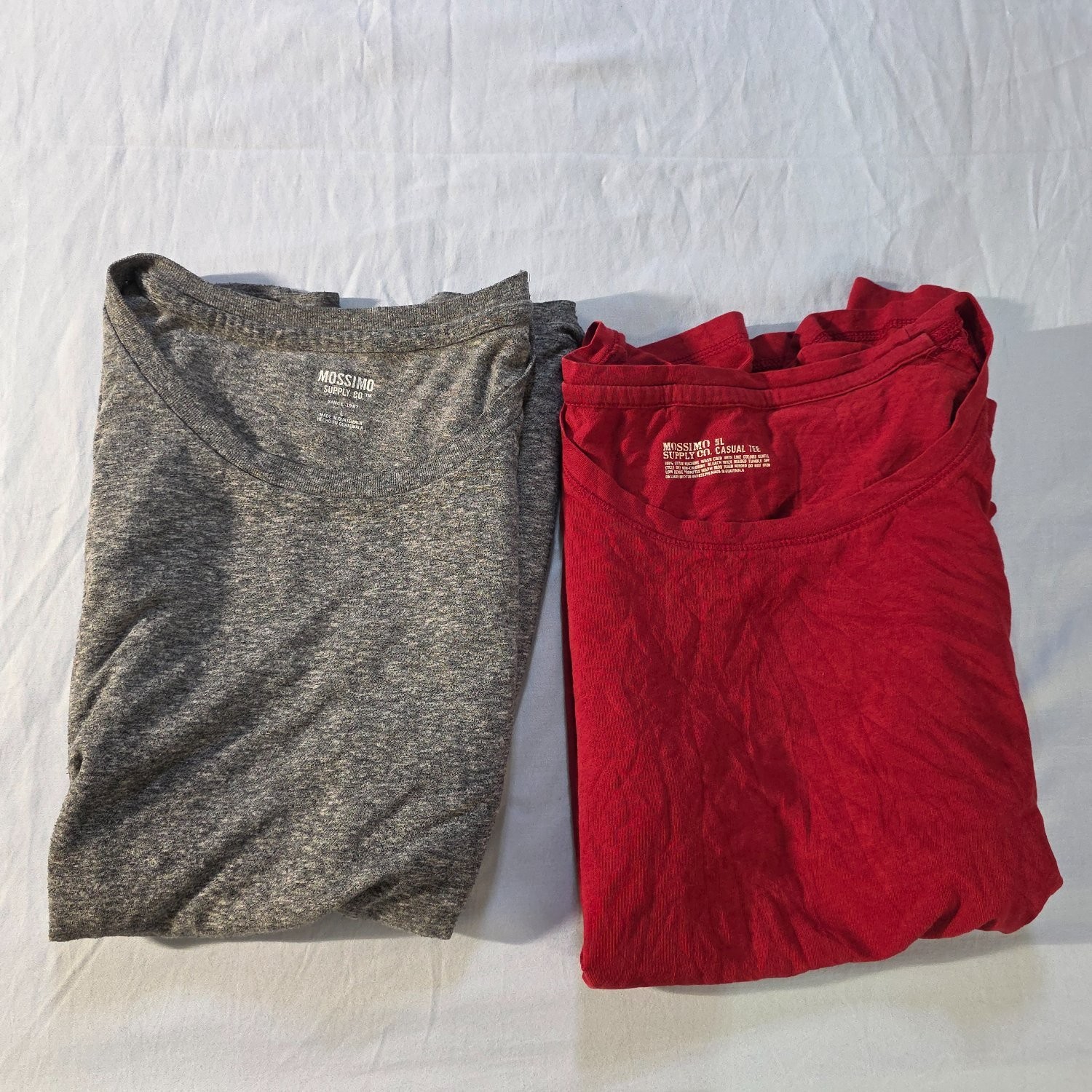 MOSSIMO SUPPLY CO. CASUAL TEE L 100% COTTON MACHINE WASH COLD WITH LIKE COLORS gallery