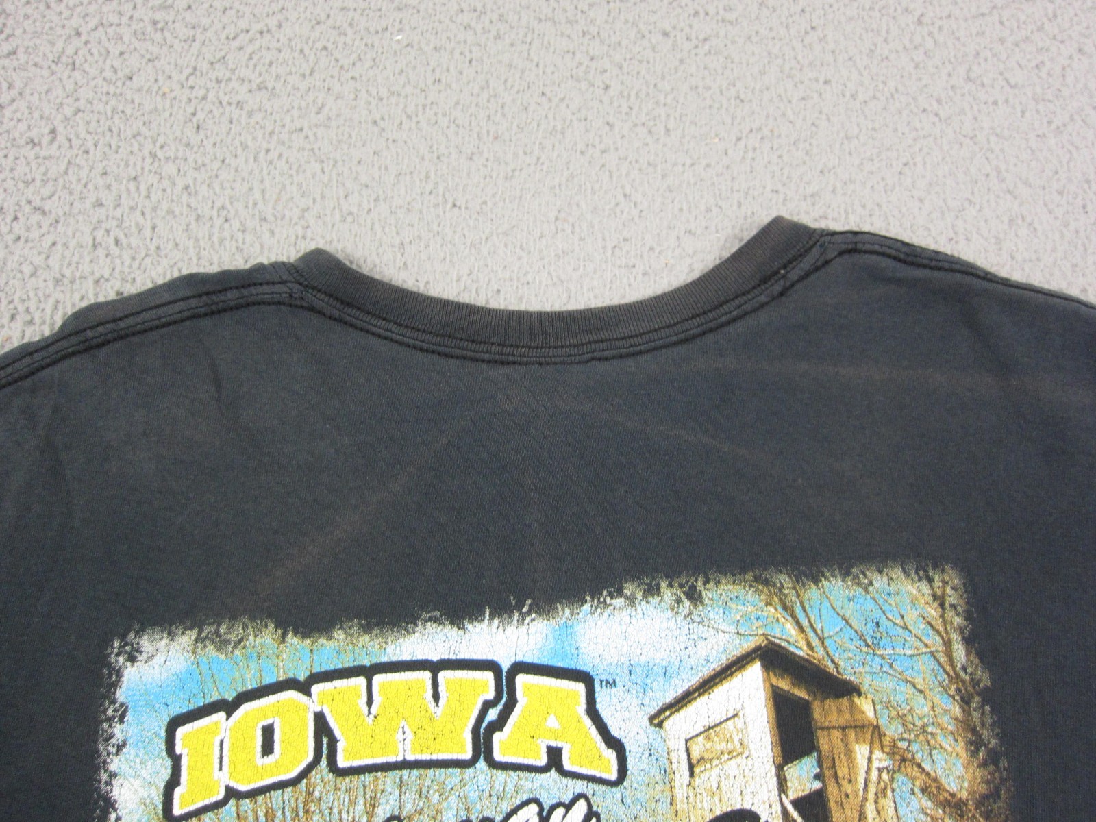 Vintage Iowa Sportsman Shirt 2XL XXL Black Deer Hunting Graphic Outdoors Classic gallery