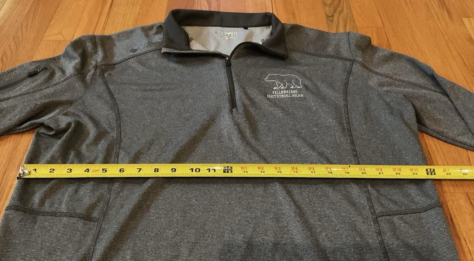 yellowstone national park Bear Men’s L Columbia Polyester 1/4 Zip Pullover gallery