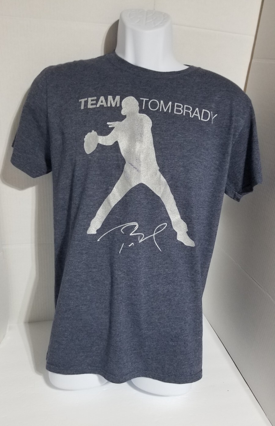  Retired Team Tom Brady #12 Best Buddies Short Sleeve T-Shirt Size: L Large gallery