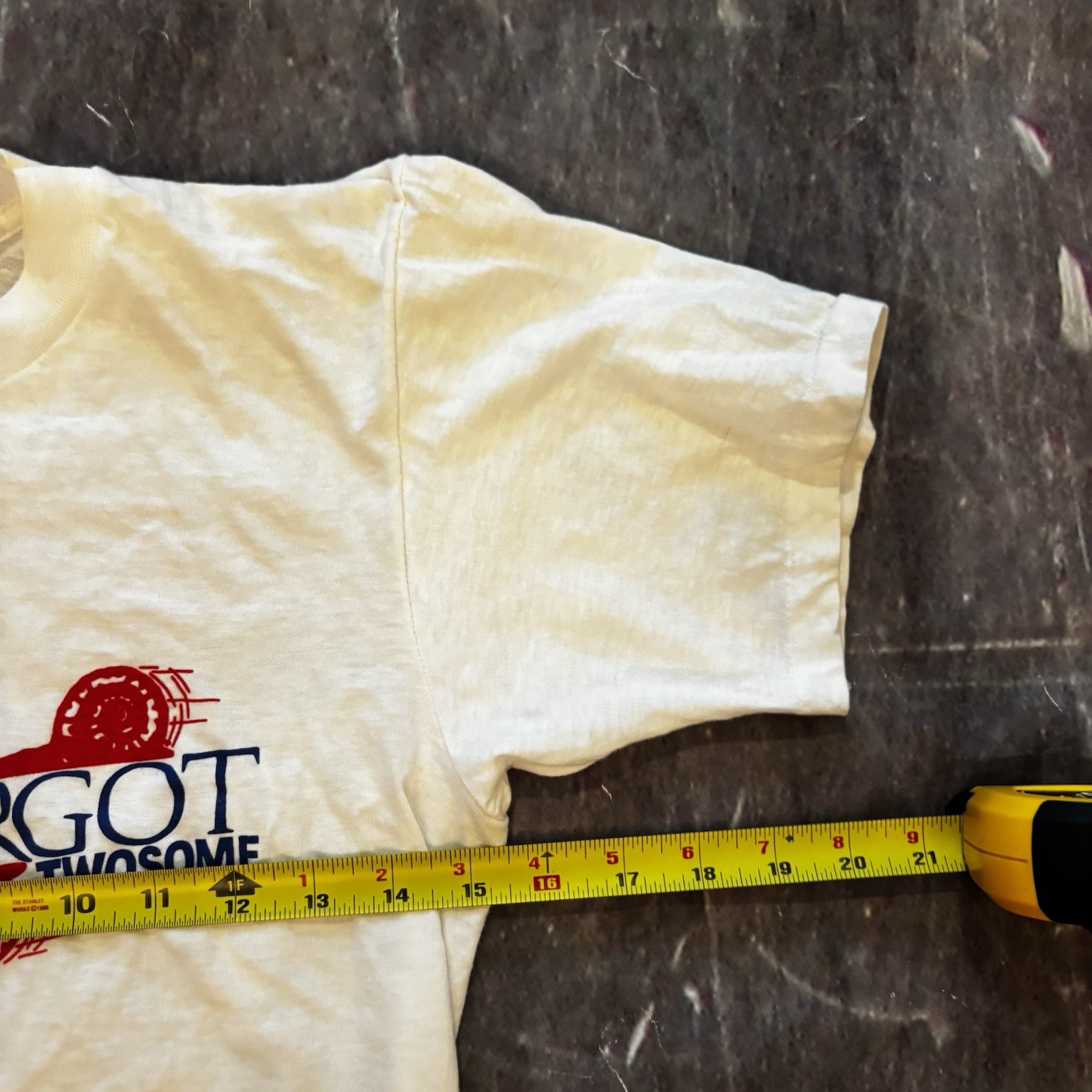 Vintage 70s Chicago France Snail Running Racing T-Shirt Paper Thin Med gallery